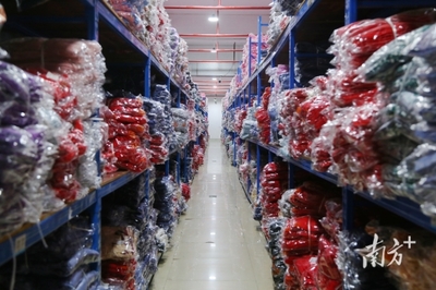 春節(jié)不停機(jī) 我在普寧開工廠，仗著鞋帽走天下